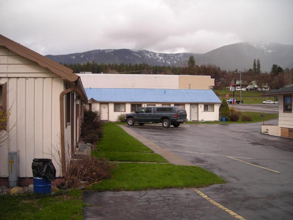 Falls Motel Thompson Falls Eksteriør billede